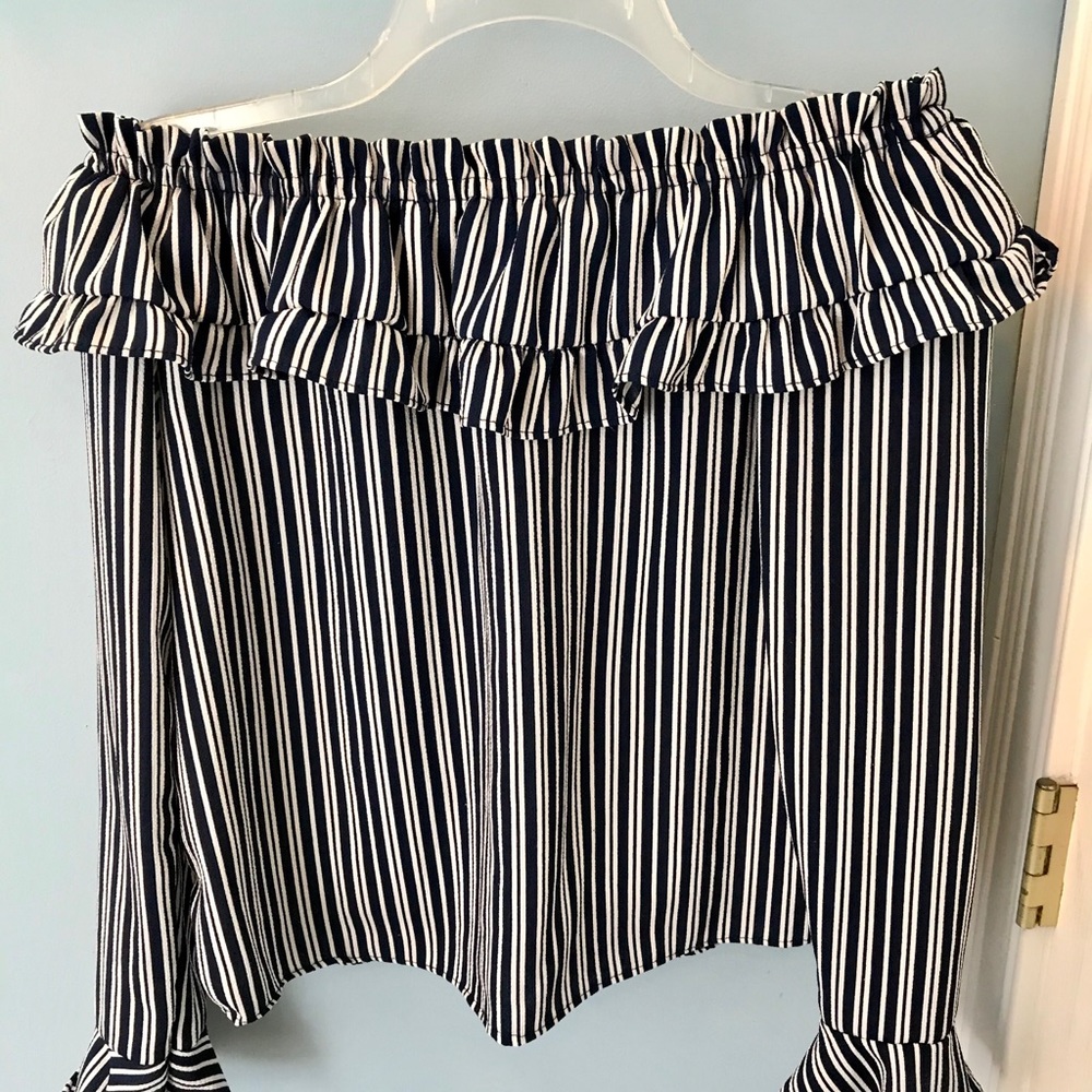 Divided Striped and Ruffled Top - Picture 2 of 5